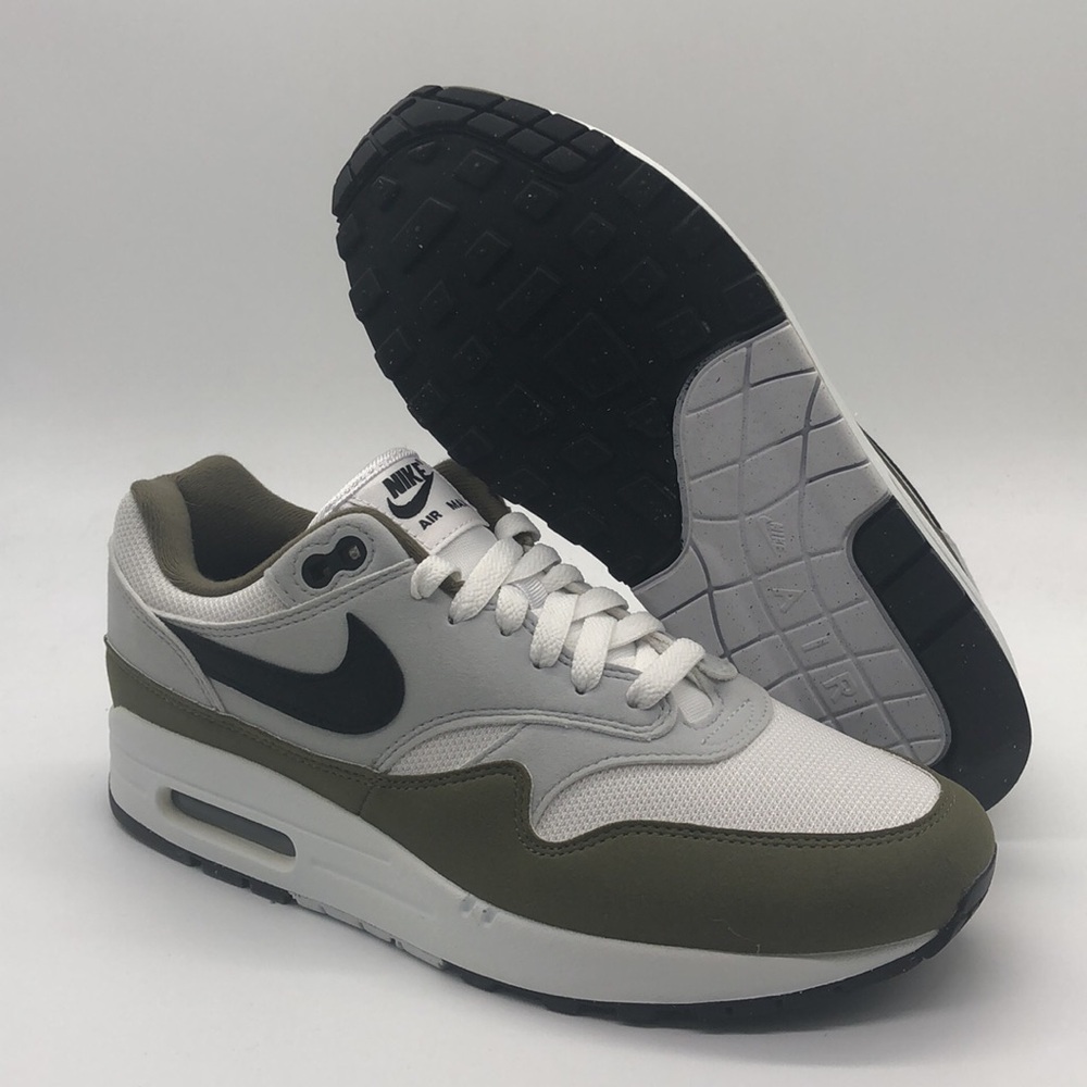 New Mens Nike Air Max 1 White/Black/Green FD9082-102 NWOB - Picture 1 of 5